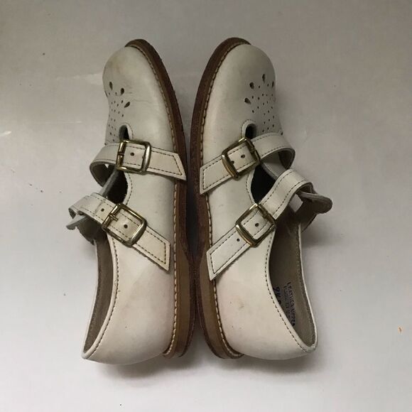 Vintage white leather Mary Jane double buckle shoes - Picture 6 of 10